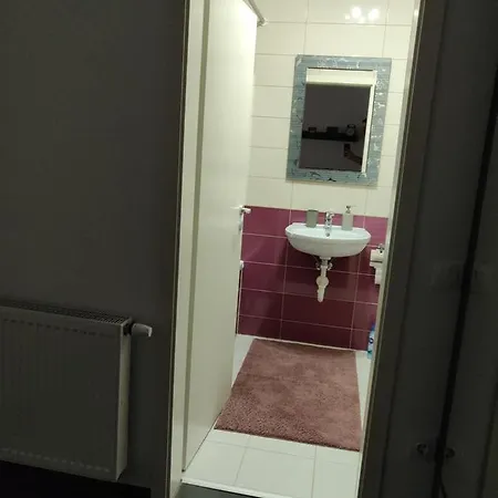Avangarden Apartament Braszów
